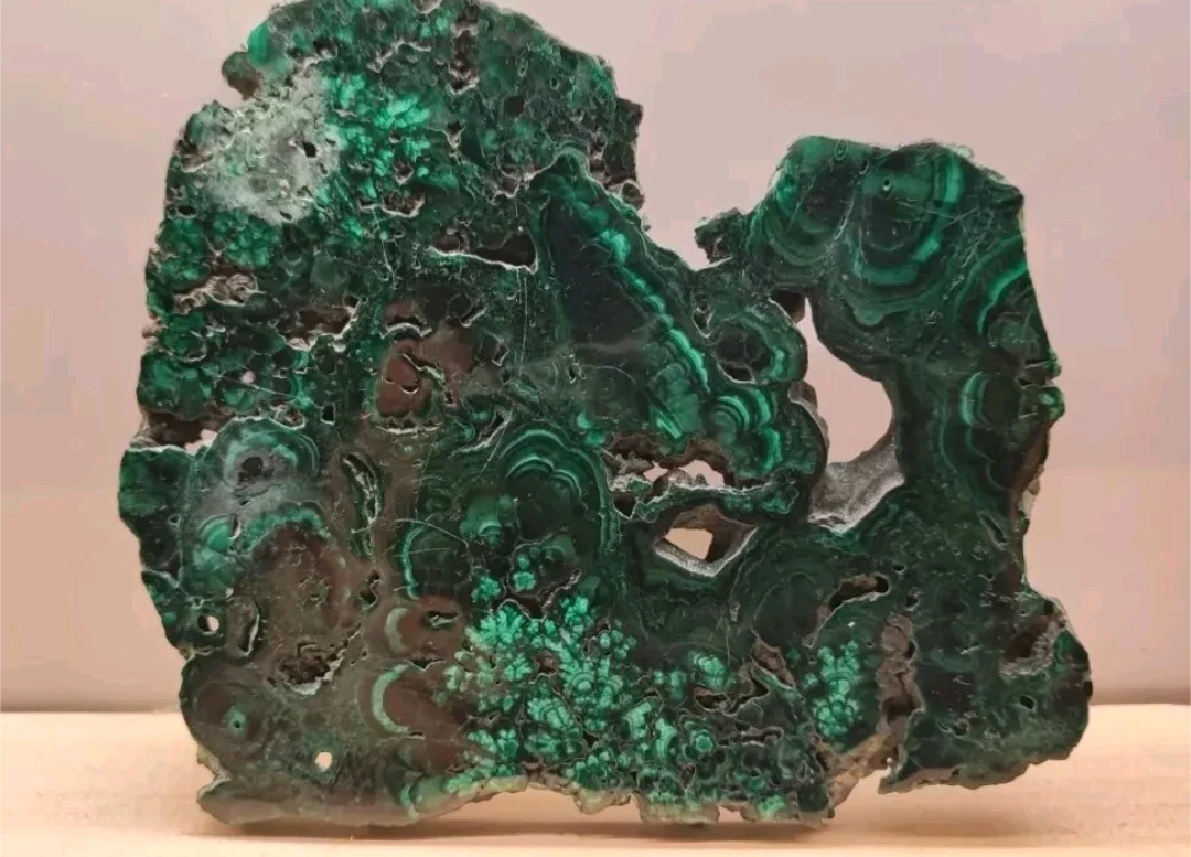 Fetta di malachite lucida del Congo