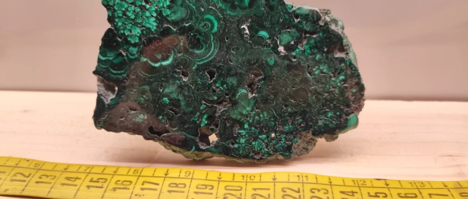 Fetta di malachite lucida del Congo