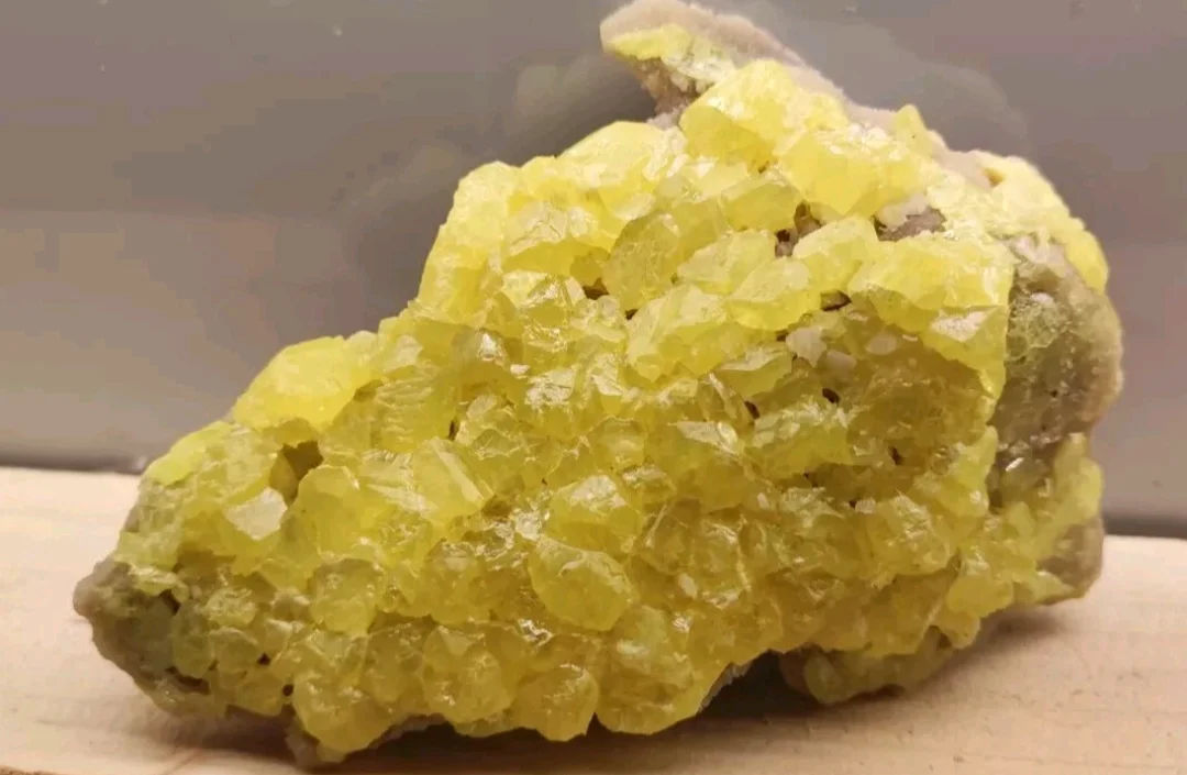 Autentico minerale di zolfo della miniera di Cianciana - oggetto da collezione
