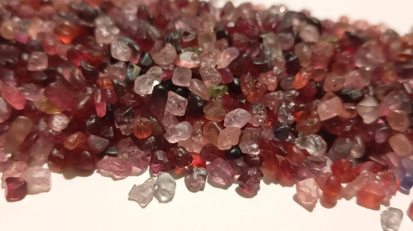 50 carati Spinello naturale dalla Birmania