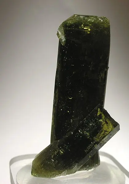 Vesuvianite — foto di un campione reale
