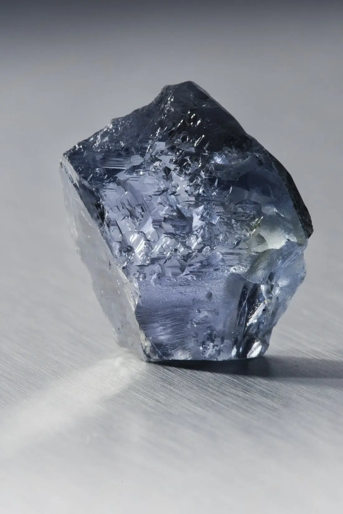 Il diamante blu del Sud Africa: come il boro ha creato una pietra che non dovrebbe esistere